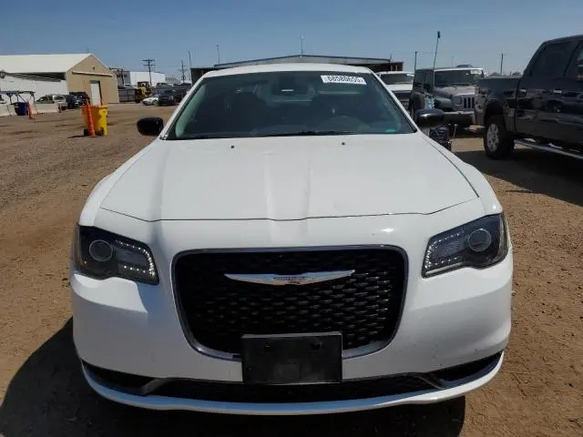 2018 CHRYSLER 300 TOURING  
