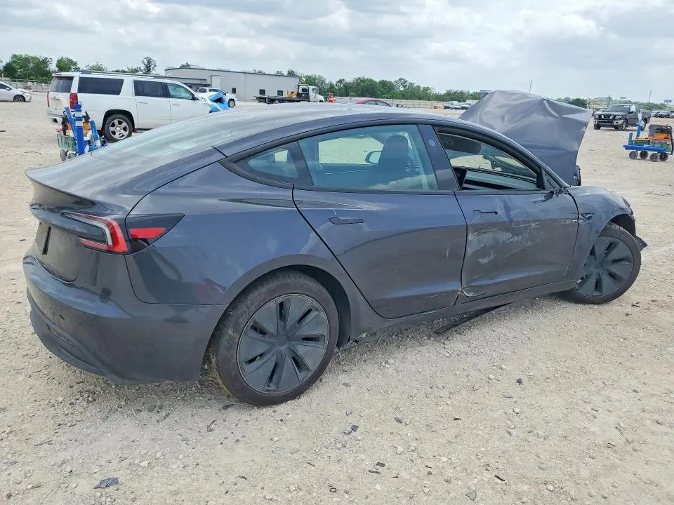 2025 TESLA MODEL 3   