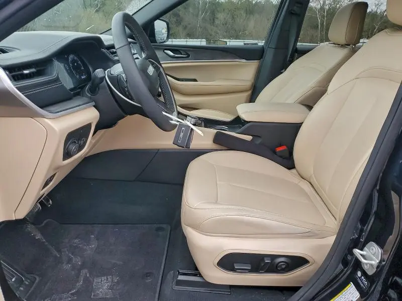 2024 JEEP GRAND CHEROKEE L LIMITED  