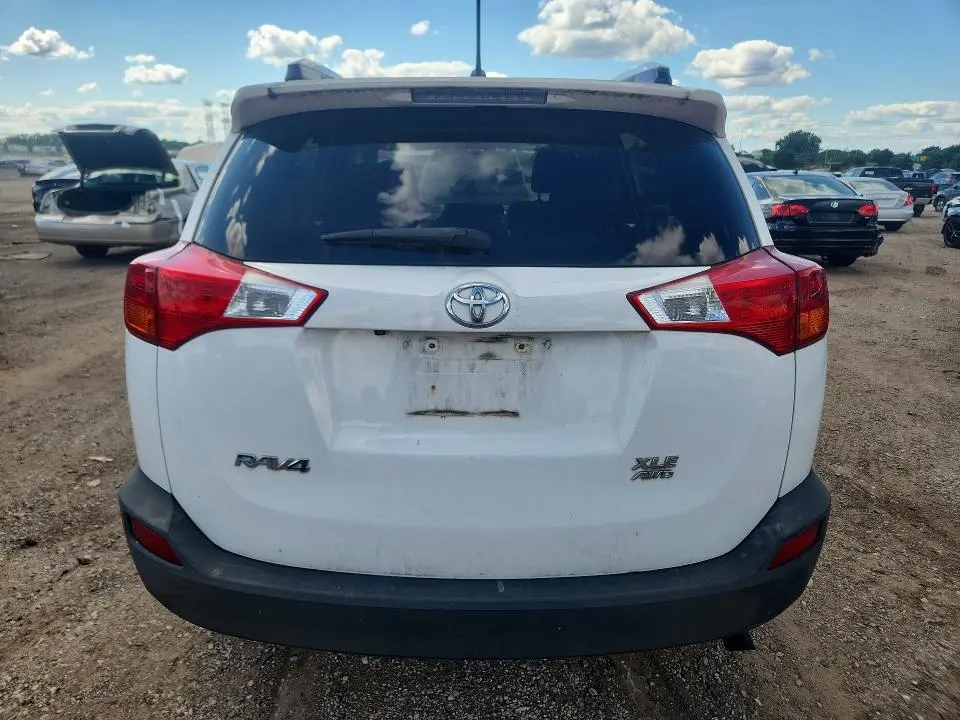 2013 TOYOTA RAV4 XLE  