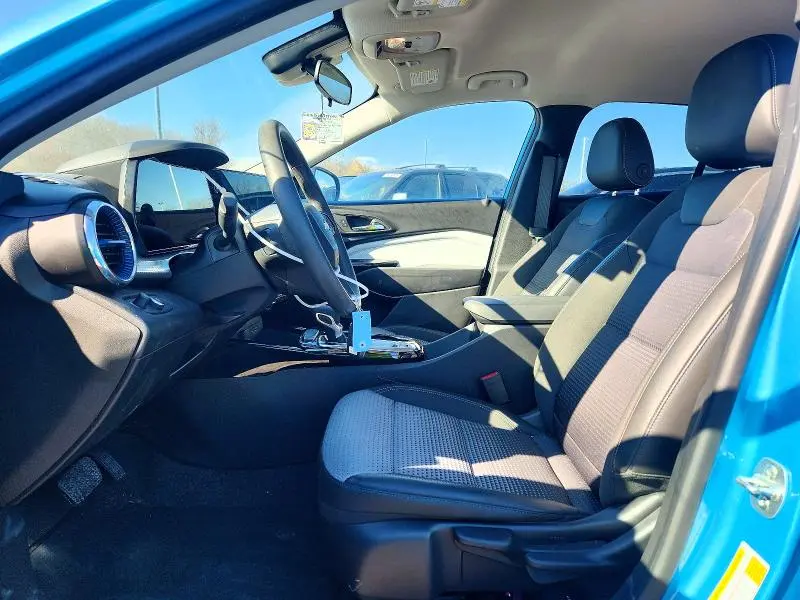 2025 CHEVROLET TRAX 1LT  