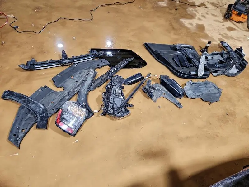 2021 TOYOTA 4RUNNER SR5  