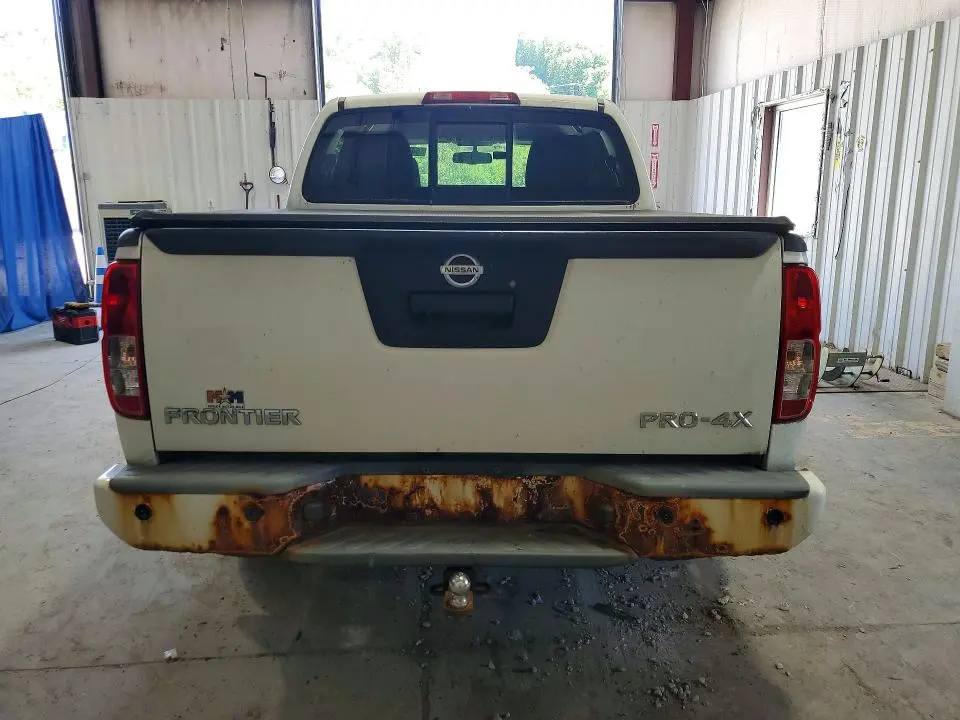 2014 NISSAN FRONTIER PRO-4X  