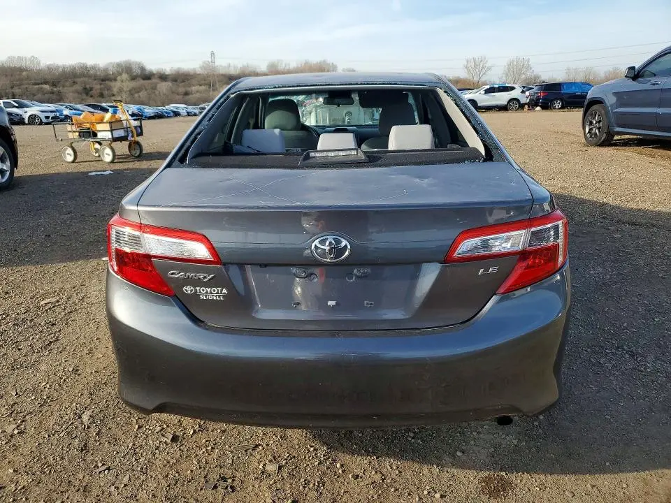 2014 TOYOTA CAMRY LE  