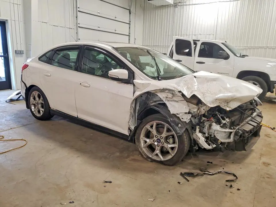 2012 FORD FOCUS TITANIUM  
