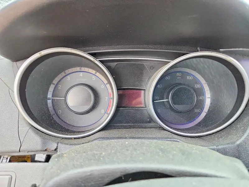 2011 HYUNDAI SONATA GLS  