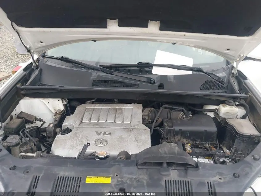 2011 TOYOTA HIGHLANDER BASE V6