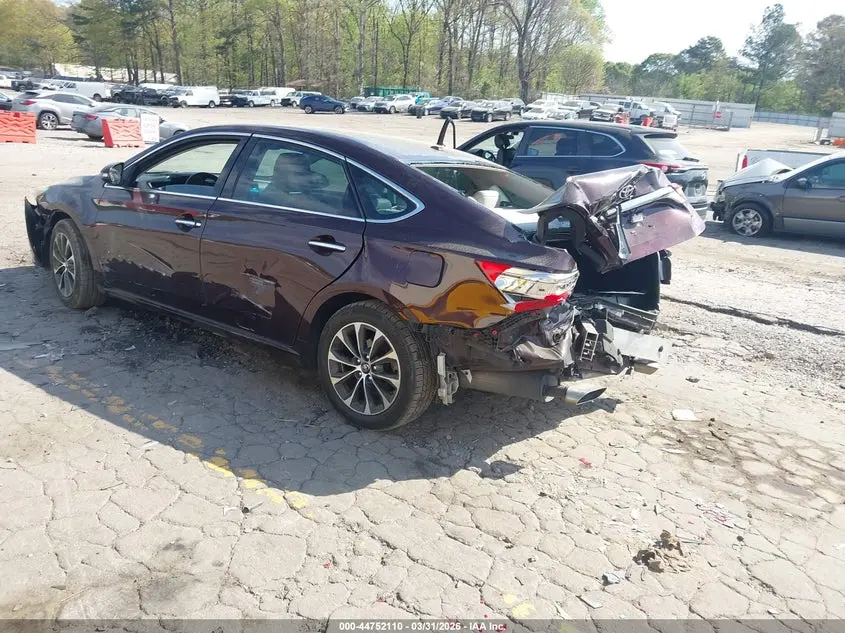2016 TOYOTA AVALON XLE