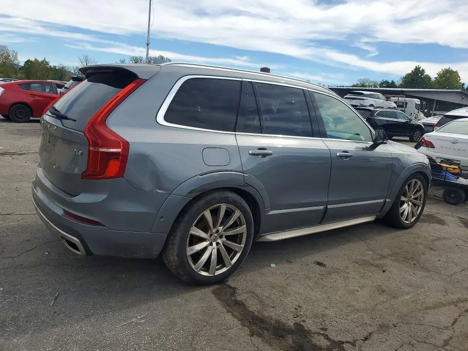 2016 VOLVO XC90 T6  