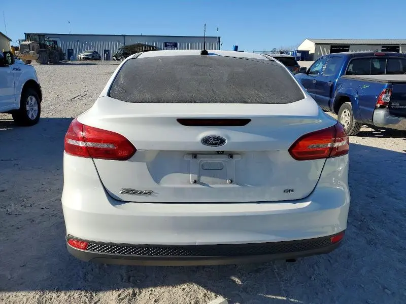 2018 FORD FOCUS SE  