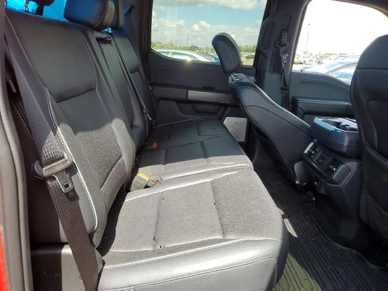 2025 FORD F150 LARIAT  
