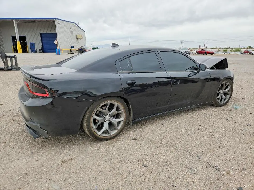 2016 DODGE CHARGER SXT  