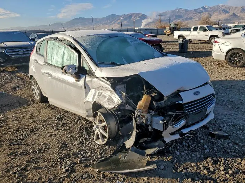 2014 FORD FIESTA SE  