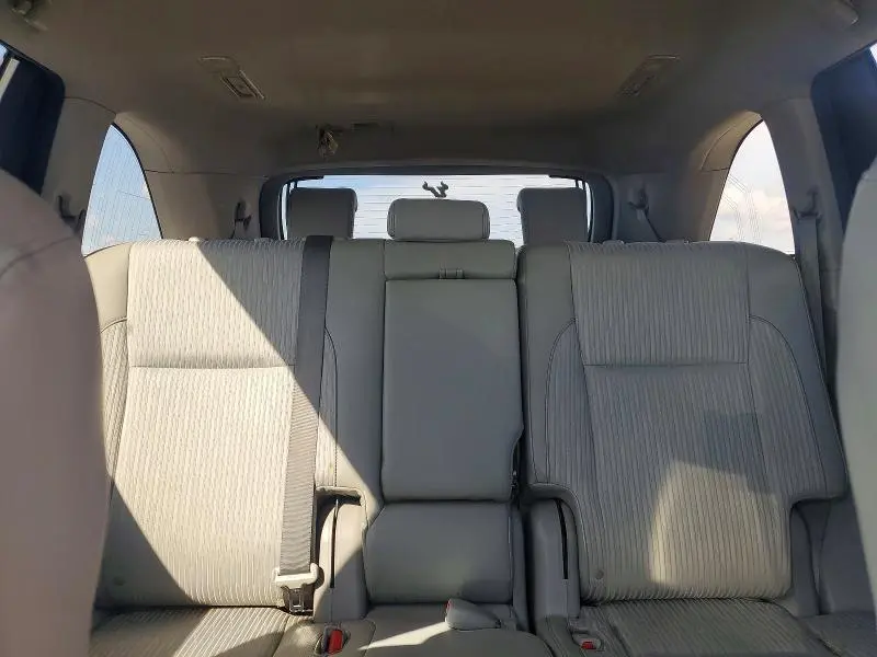 2015 TOYOTA HIGHLANDER LE PLUS  
