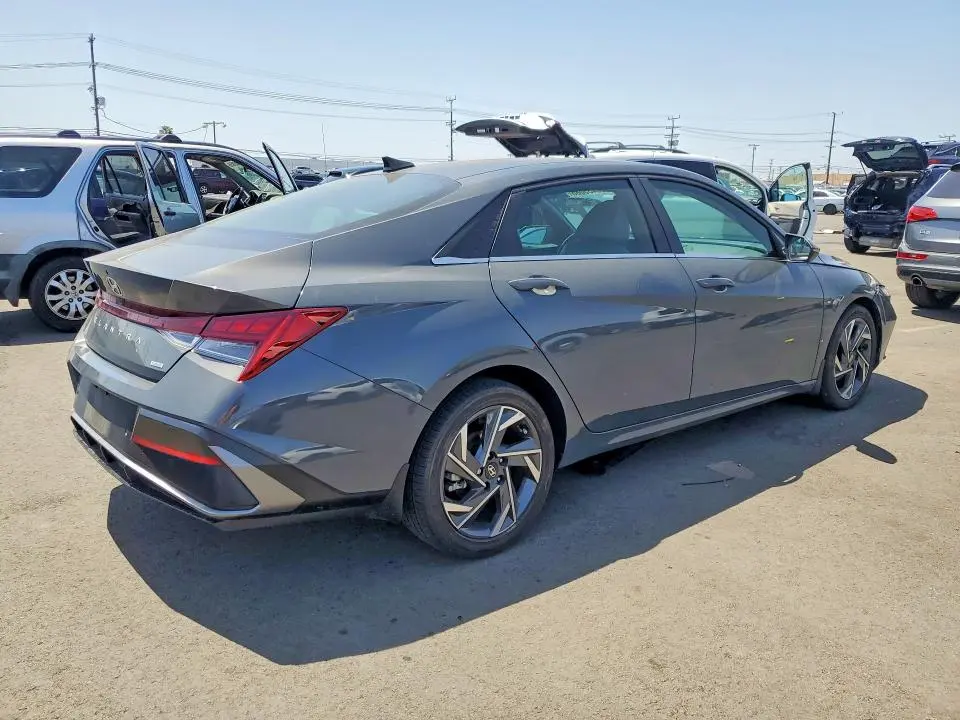 2024 HYUNDAI ELANTRA LIMITED  