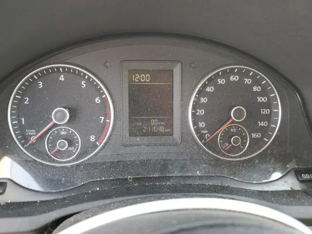 2010 VOLKSWAGEN JETTA SE  