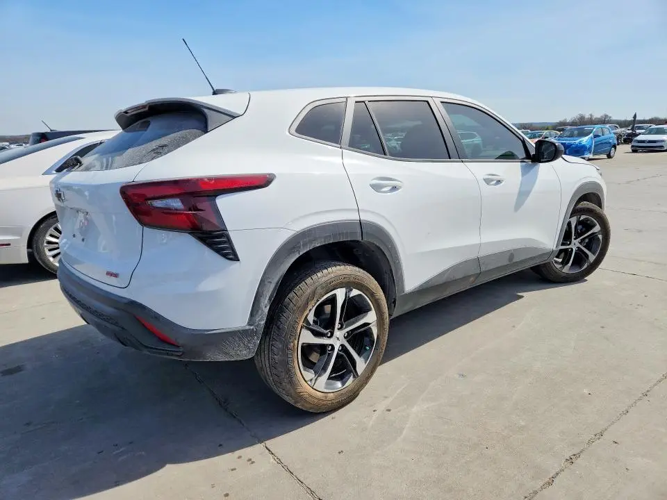 2025 CHEVROLET TRAX 1RS  