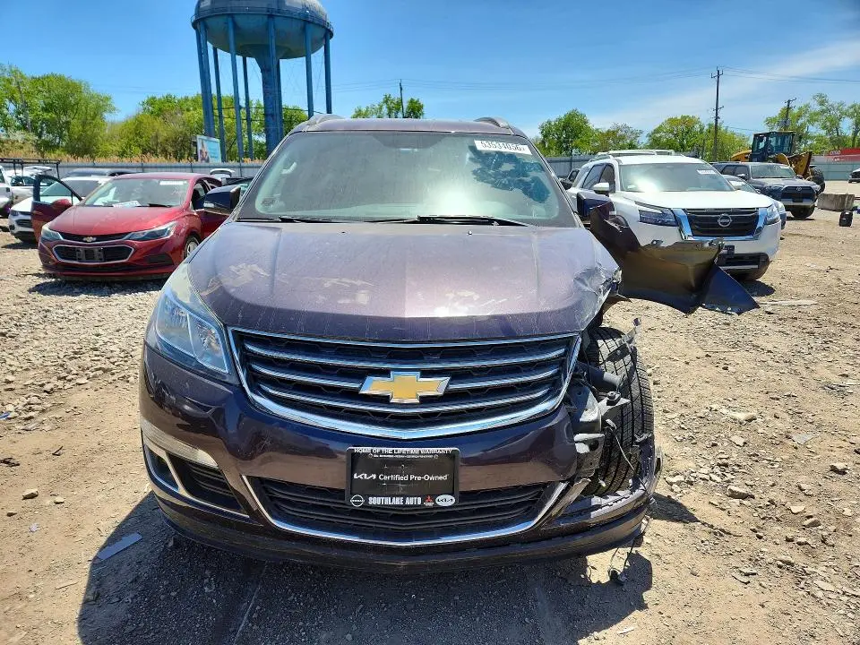 2015 CHEVROLET TRAVERSE LT  