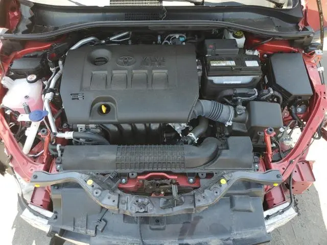 2022 TOYOTA C-HR XLE  