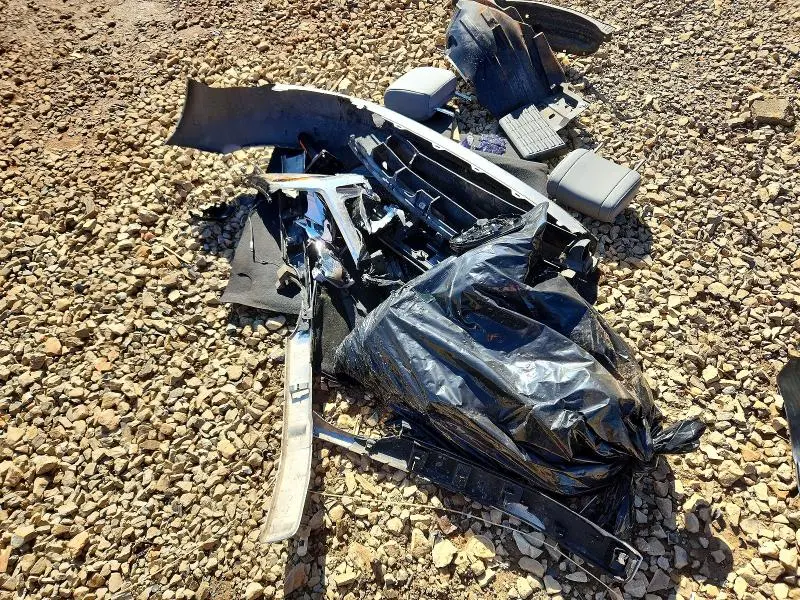 2025 TOYOTA TUNDRA CREWMAX LIMITED  