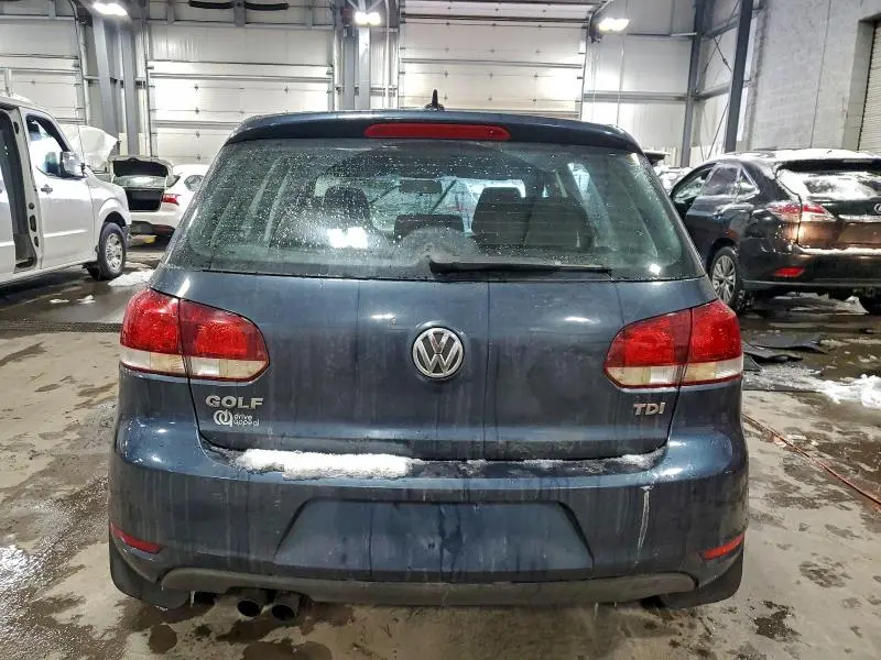 2011 VOLKSWAGEN GOLF   