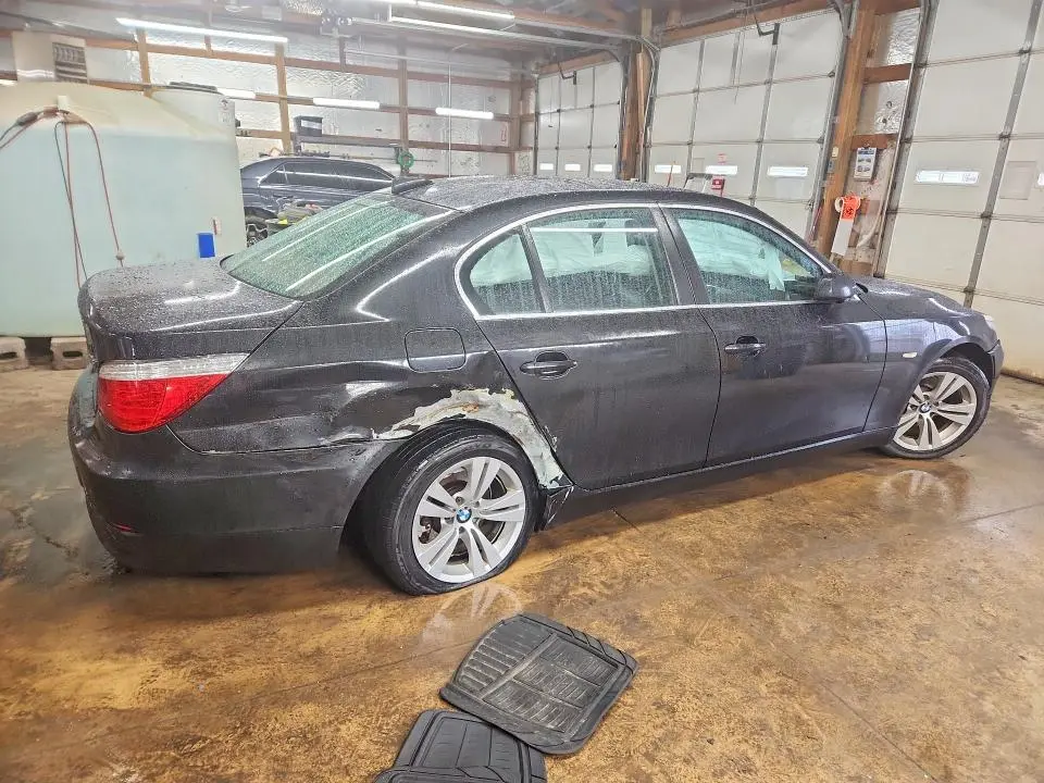 2010 BMW 528 I  