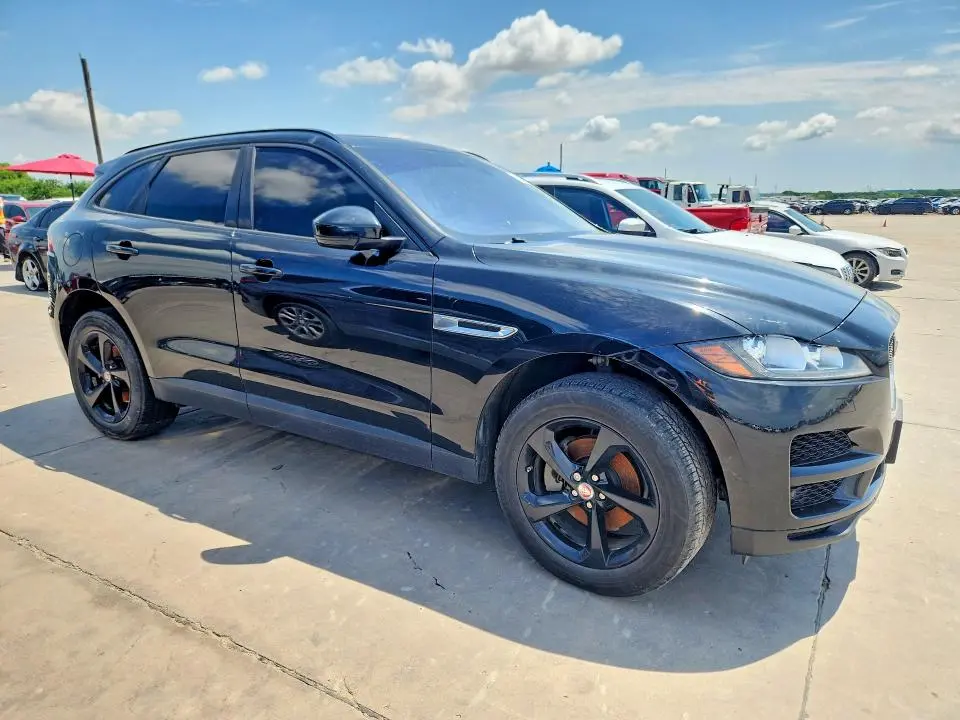2018 JAGUAR F-PACE PREMIUM  