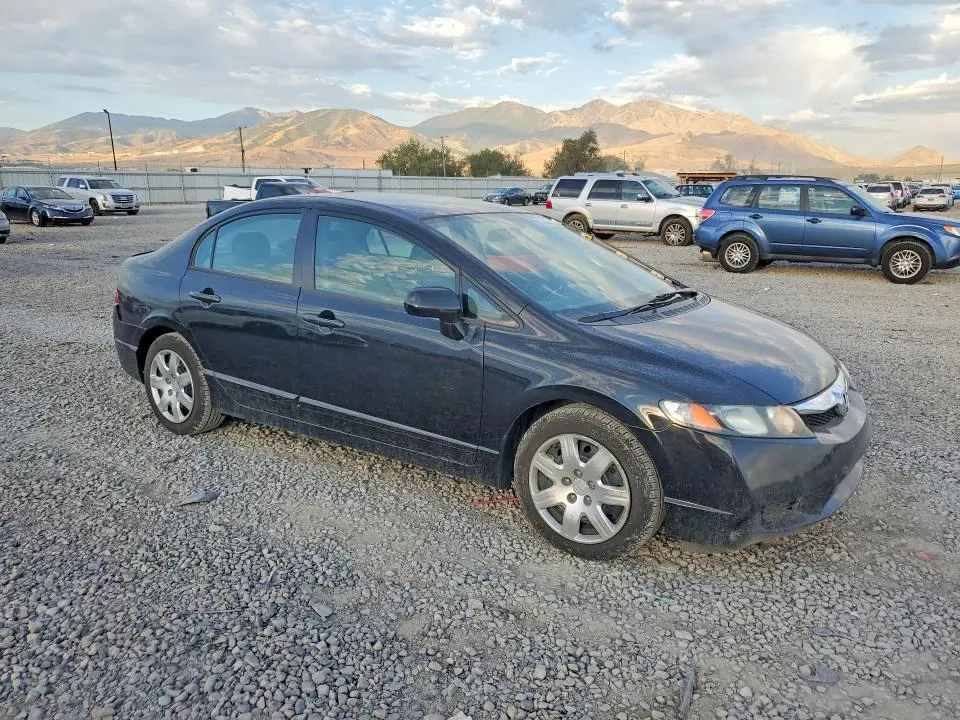 2011 HONDA CIVIC LX  