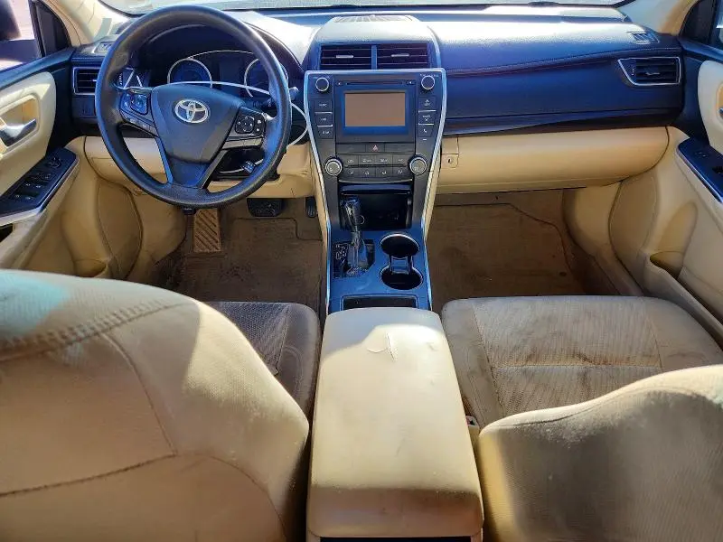 2016 TOYOTA CAMRY LE  