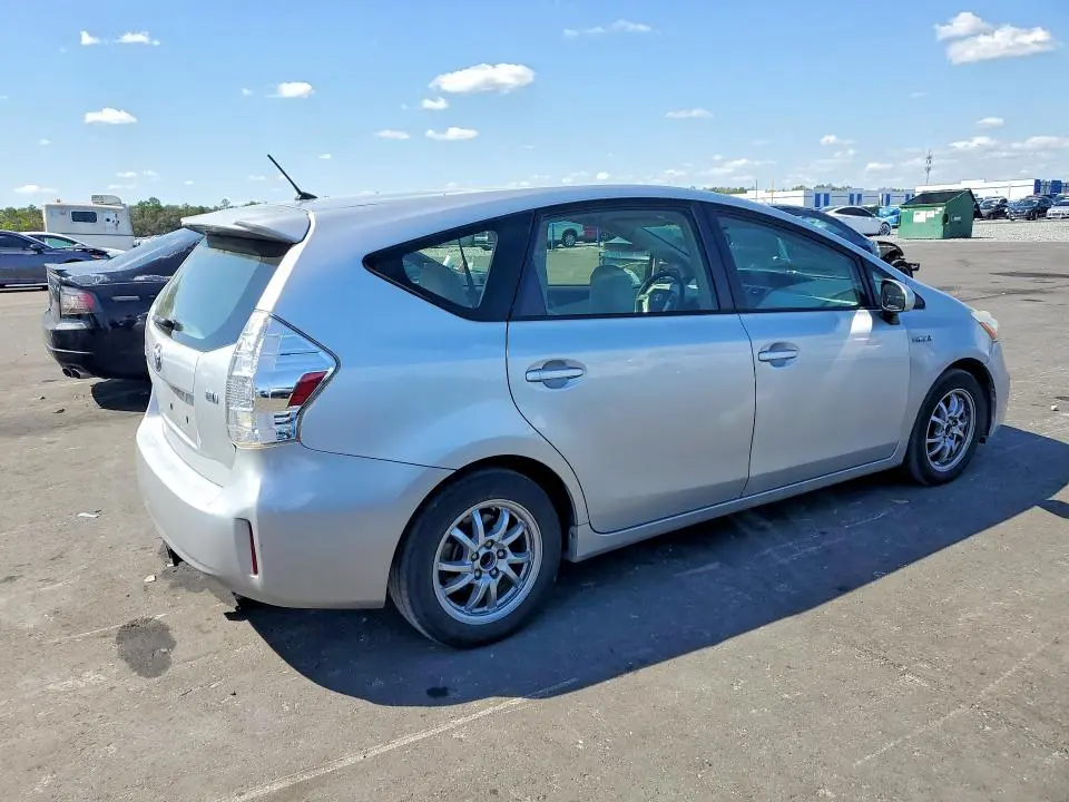 2012 TOYOTA PRIUS V TWO  
