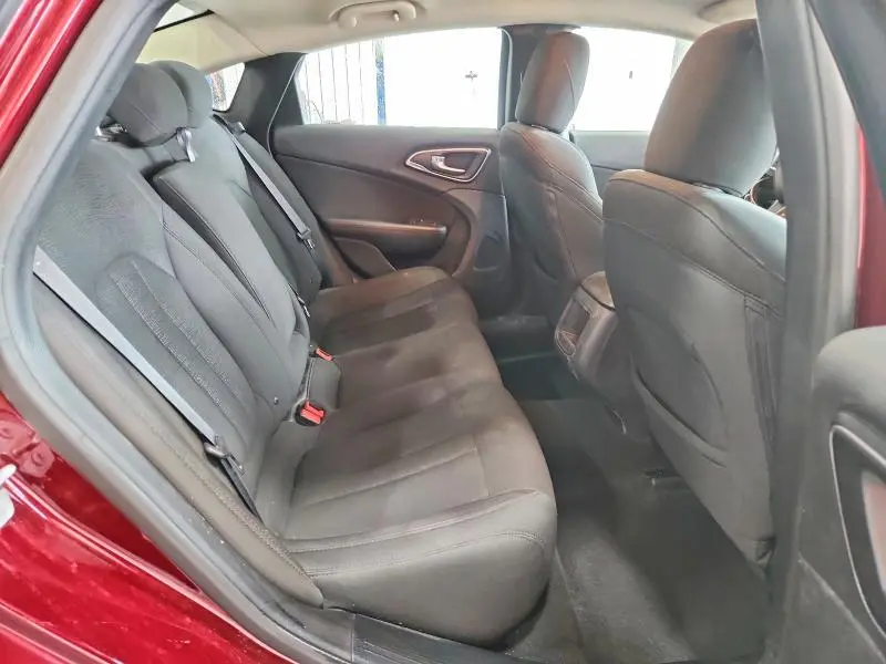 2017 CHRYSLER 200 LX  