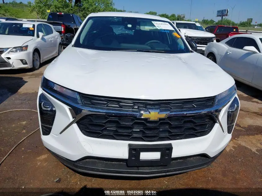 2025 CHEVROLET TRAX FWD LS