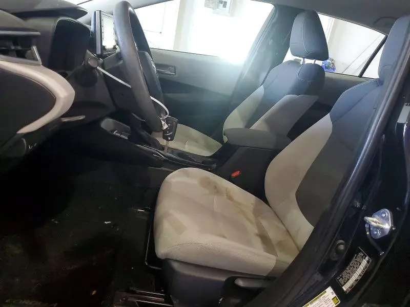 2021 TOYOTA COROLLA   