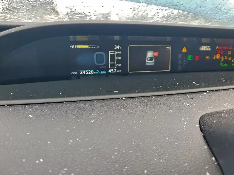 2020 TOYOTA PRIUS LE  