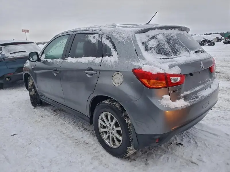 2013 MITSUBISHI RVR SE  