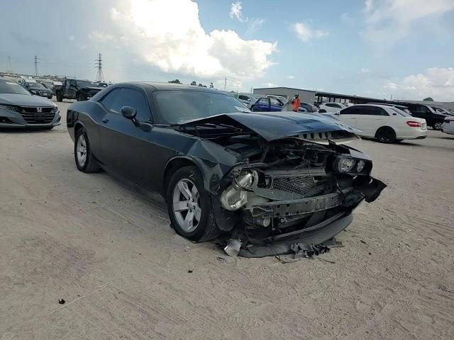 2013 DODGE CHALLENGER SXT