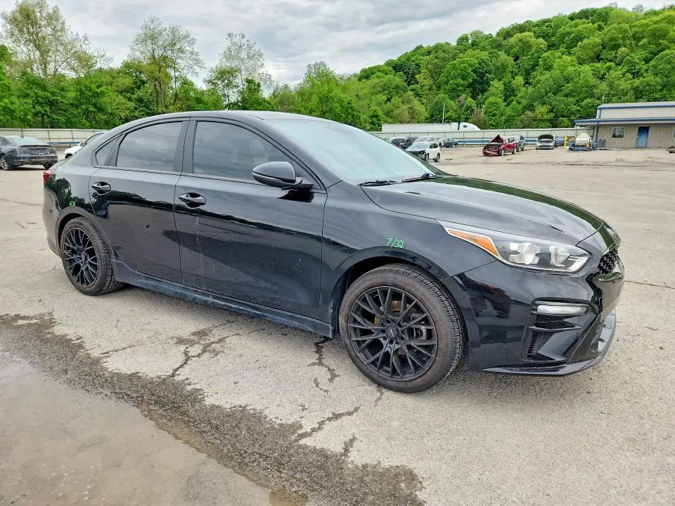 2021 KIA FORTE GT LINE  