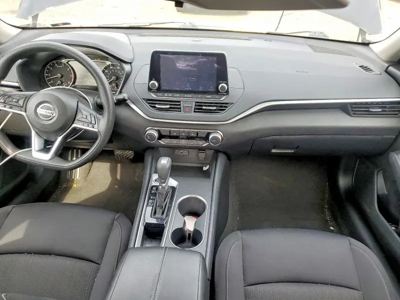 2022 NISSAN ALTIMA SV  