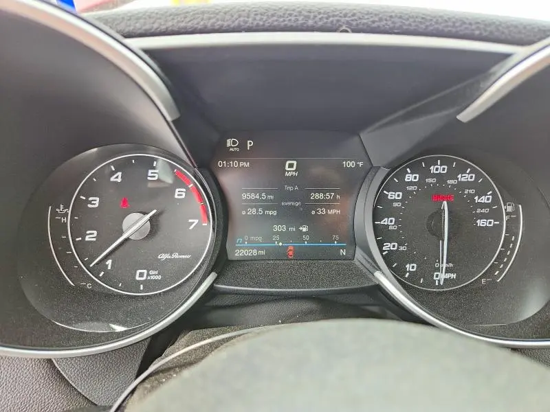 2022 ALFA ROMEO GIULIA   