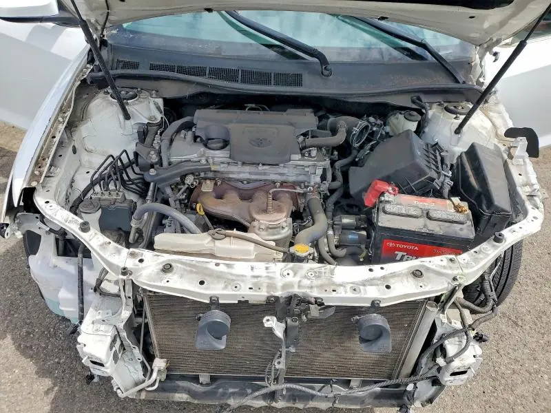 2014 TOYOTA CAMRY LE  