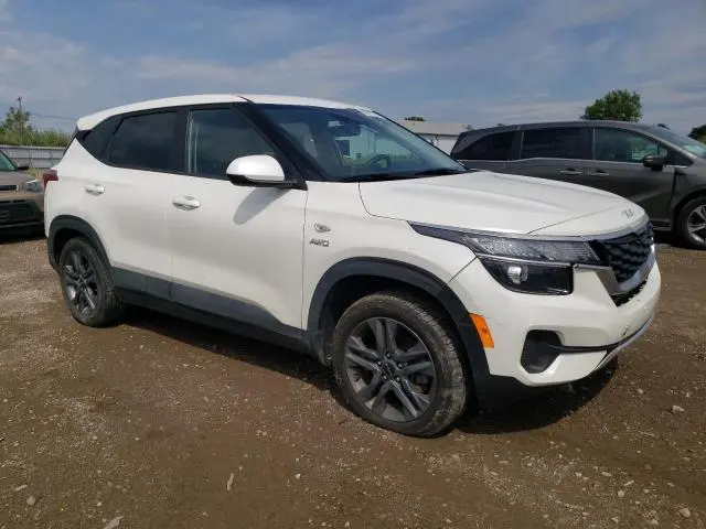 2023 KIA SELTOS LX  