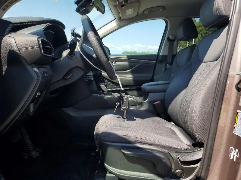 2019 HYUNDAI SANTA FE SE  