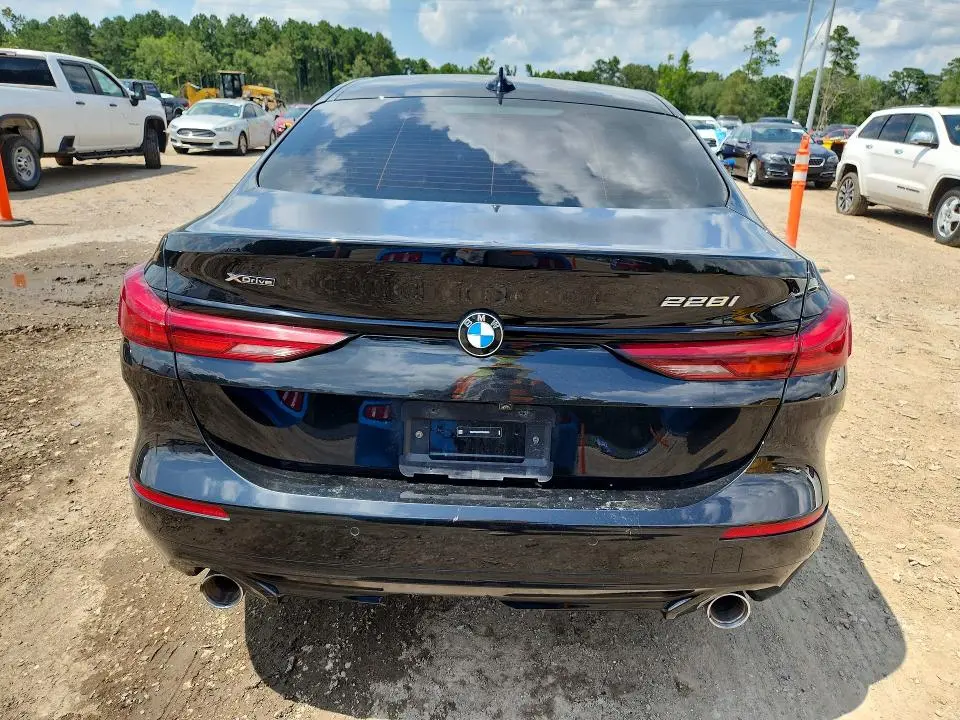 2024 BMW 228XI   