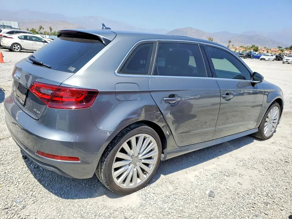 2016 AUDI A3 E-TRON PREMIUM PLUS  