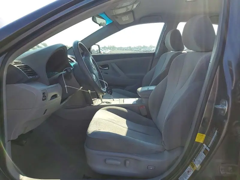 2011 TOYOTA CAMRY LE  