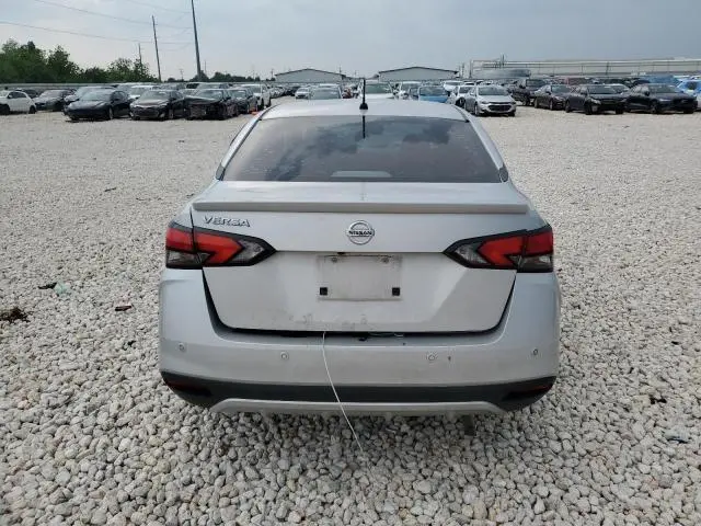 2021 NISSAN VERSA S  
