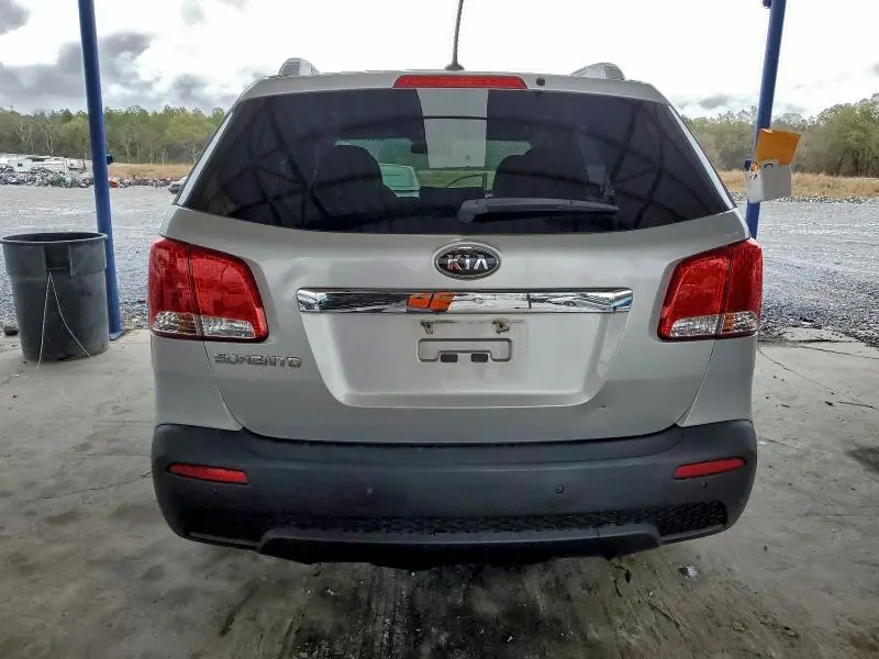 2013 KIA SORENTO LX  