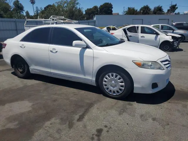 2010 TOYOTA CAMRY SE  