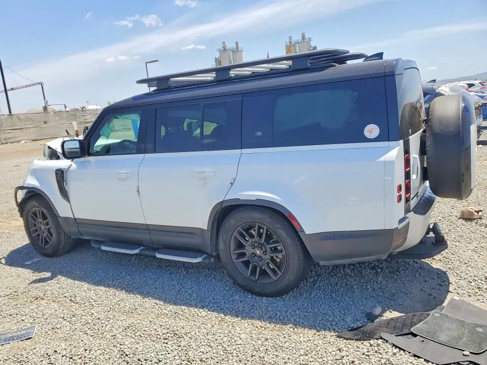 2023 LAND ROVER DEFENDER 130 SE  