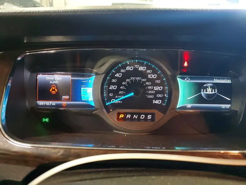 2015 FORD TAURUS LIMITED  